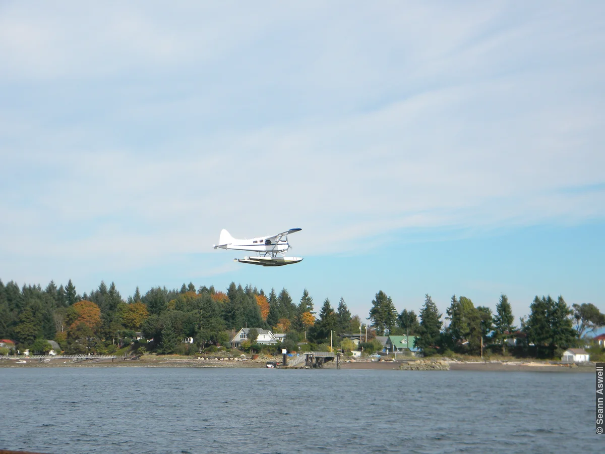 Float Plane Taxi