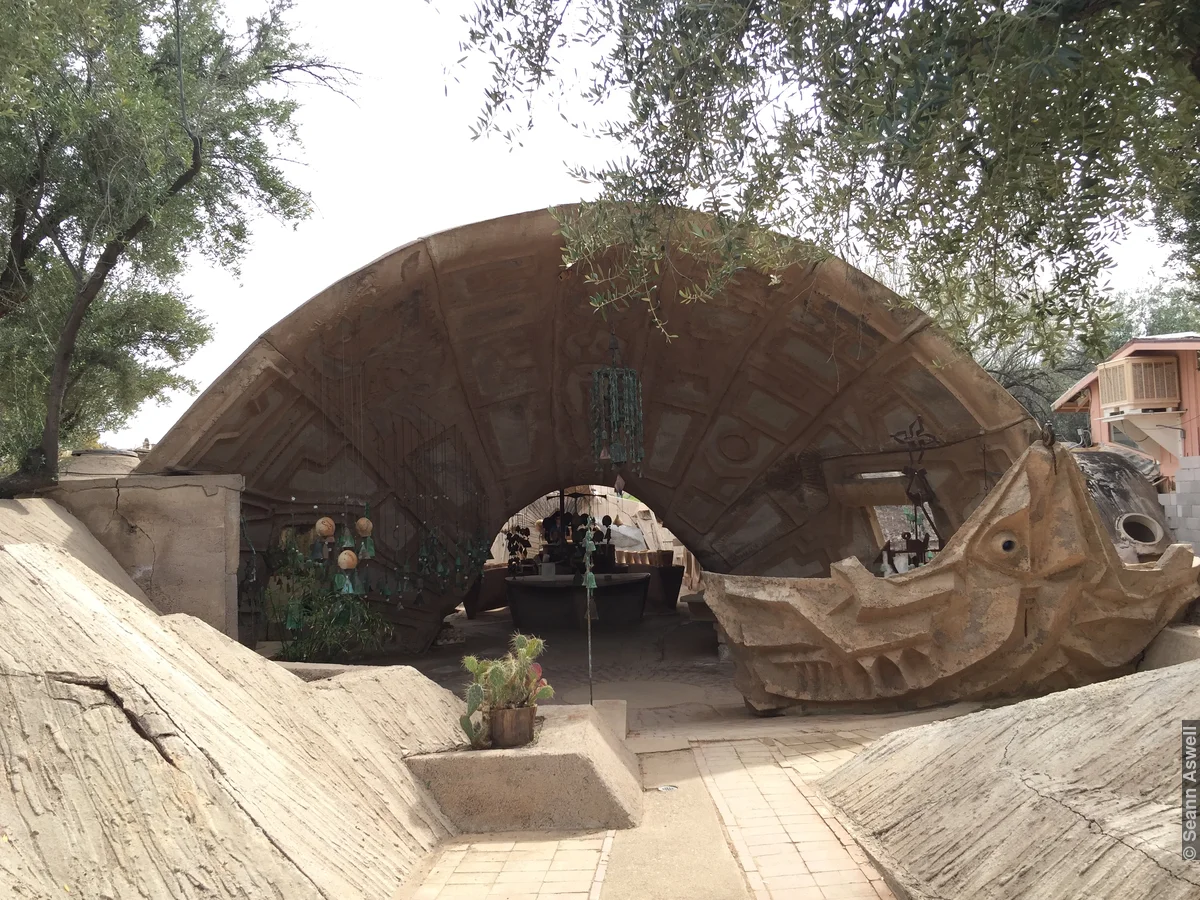 Cosanti-Hall