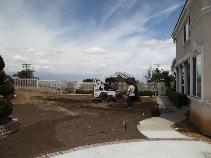 LA House - Yard Preparation