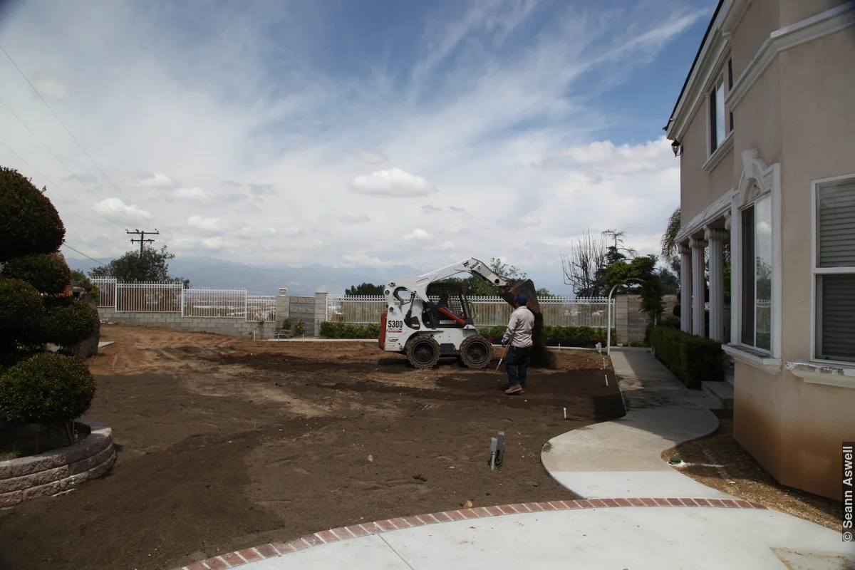 LA House - Yard Preparation